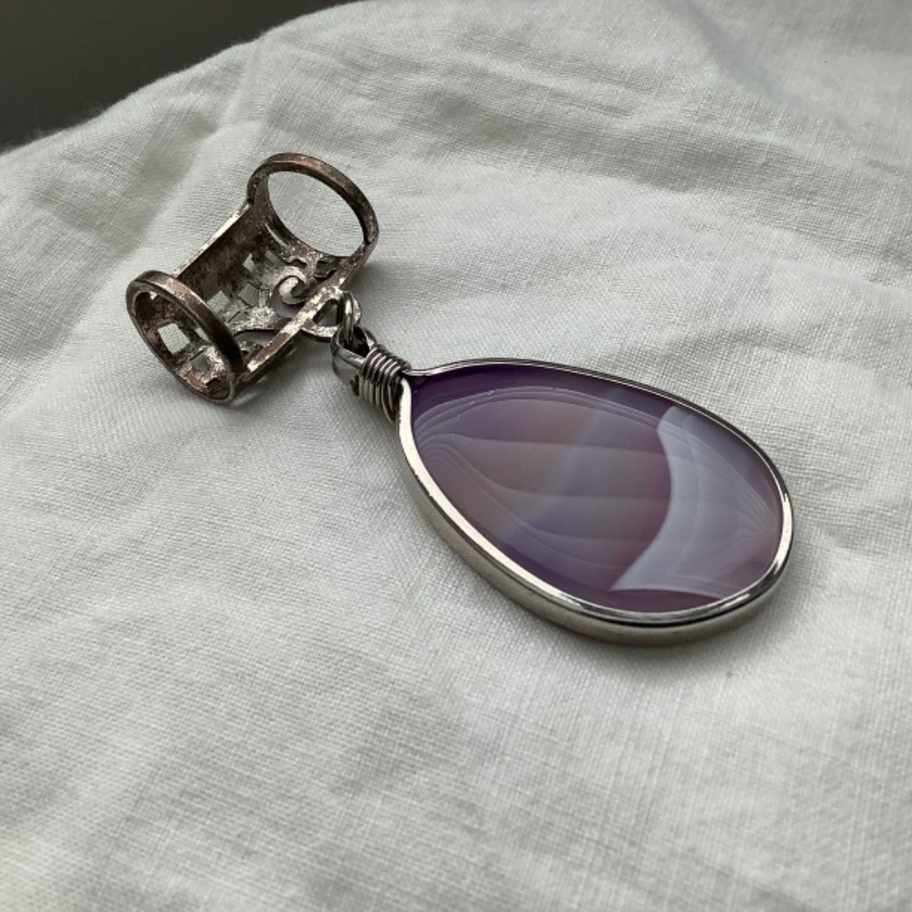 💜 Scarf Pendant - Picture 2 of 6
